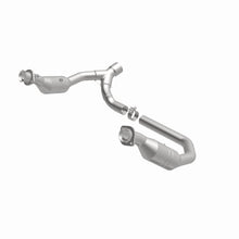 Load image into Gallery viewer, MagnaFlow Direct Fit Catalytic Converter 06-07 Ram 1500 4.7L Underbody