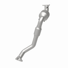 Load image into Gallery viewer, MagnaFlow Direct Fit Catalytic Converter 07 VW Touareg 3.6L Rear close