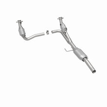Load image into Gallery viewer, MagnaFlow Direct Fit Catalytic Converter 00-03 Dodge Dakota 3.9L