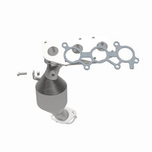 Load image into Gallery viewer, MagnaFlow Direct Fit Catalytic Converter 11-15 Sienna 3.5 Manifold
