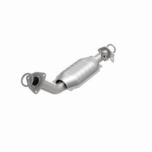 Load image into Gallery viewer, MagnaFlow Direct Fit Catalytic Converter 00-02 Toyota Tundra 4.7L