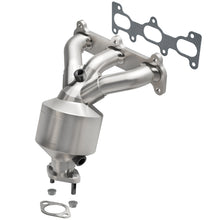 Load image into Gallery viewer, MagnaFlow Direct Fit Catalytic Converter 06 Kia Optima 2.7L