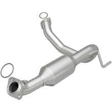 Load image into Gallery viewer, MagnaFlow Direct Fit Catalytic Converter 10-12 Toy FJ/4Runner 4.0L
