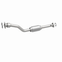 Load image into Gallery viewer, MagnaFlow Direct Fit Catalytic Converter 96-98 GM Cavalier/Malibu/