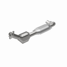 Load image into Gallery viewer, MagnaFlow Direct Fit Catalytic Converter 97-98 E150 E250 Van 4.2L D/