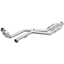Load image into Gallery viewer, MagnaFlow Direct Fit Catalytic Converter 99-00 Mercedes CLK320 3.2L