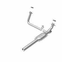 Load image into Gallery viewer, MagnaFlow Direct Fit Catalytic Converter Chevrolet/GMC 1500 1/2 Ton