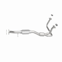 Load image into Gallery viewer, MagnaFlow Direct Fit Catalytic Converter 01-05 Chevy Blazer 4.3L 4WD