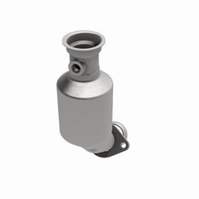 Load image into Gallery viewer, MagnaFlow Direct Fit Catalytic Converter 02-03 Liberty 3.7L DS frt O