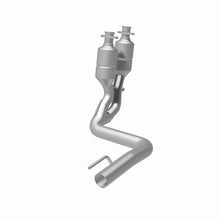 Load image into Gallery viewer, MagnaFlow Direct Fit Catalytic Converter 99-04 Jeep Grand Cherokee 4.0L Front