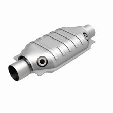 Load image into Gallery viewer, MagnaFlow Universal Catalytic Converter 2.5 Dual O2 Boss