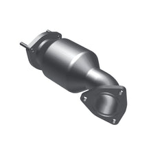 Load image into Gallery viewer, MagnaFlow Direct Fit Catalytic Converter 99-02 Lanos 1.6 frnt OEM
