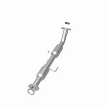 Load image into Gallery viewer, MagnaFlow Direct Fit Catalytic Converter 05-09 Toyota Tacoma 2.7L