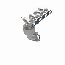 Load image into Gallery viewer, MagnaFlow Direct Fit Catalytic Converter 2004-2005 Colorado 2.8L