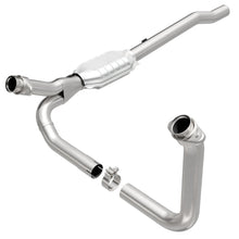 Load image into Gallery viewer, MagnaFlow Direct Fit Catalytic Converter 02-03 Dodge Ram 1500 Pickup 4.7L 4WD