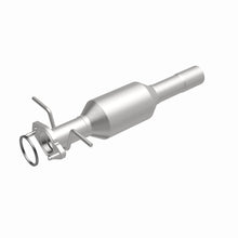 Load image into Gallery viewer, MagnaFlow Direct Fit Catalytic Converter 06 Focus ZX3 2.0/2.3L