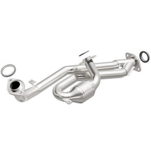Load image into Gallery viewer, MagnaFlow Direct Fit Catalytic Converter 01-03 Toyota Sienna 3.0L