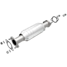 Load image into Gallery viewer, MagnaFlow Direct Fit Catalytic Converter 04-06 Outlander 2.4L