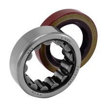 Load image into Gallery viewer, Yukon Gear Axle Bearing &amp; Seal Kit For GM 9.5in - GTR Auto