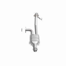 Load image into Gallery viewer, MagnaFlow Direct Fit Catalytic Converter 00-04 Tundra Rear 4.7L