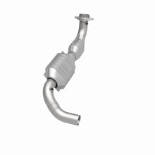 Load image into Gallery viewer, MagnaFlow Direct Fit Catalytic Converter 01 Ford Trucks 5.4L