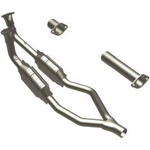 Load image into Gallery viewer, MagnaFlow Direct Fit Catalytic Converter 90-93 Land Rover Range Rover 3.9L V8