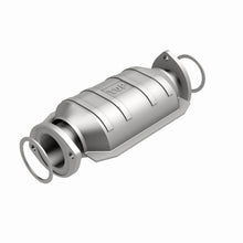 Load image into Gallery viewer, MagnaFlow Direct Fit Catalytic Converter 95-97 Toyota Land Cruiser 4.5L