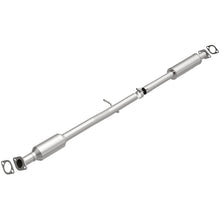 Load image into Gallery viewer, MagnaFlow Direct Fit Catalytic Converter OEM 14-15 Hyundai Tucson 2.0L Underbody