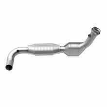 Load image into Gallery viewer, MagnaFlow Direct Fit Catalytic Converter 97-98 Ford Exped 4.6L D/S
