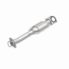 Load image into Gallery viewer, MagnaFlow Direct Fit Catalytic Converter 07 Titan 5.6L P/S rr OEM
