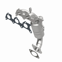 Load image into Gallery viewer, MagnaFlow DF Cat Conv 07-11 Chrysler Sebring 2.7L Rr Manifold/08-10 Dodge Avenger 2.7L Rear Manifold