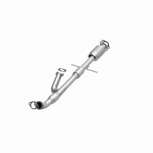 Load image into Gallery viewer, MagnaFlow Direct Fit Catalytic Converter 00 Hyundai Sonata 2.5L