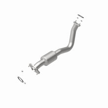 Load image into Gallery viewer, MagnaFlow Direct Fit Catalytic Converter 13-15 RAV4 2.5 Underbody