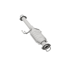 Load image into Gallery viewer, MagnaFlow Direct Fit Catalytic Converter 02-04 Tacoma 3.4L rear 50S