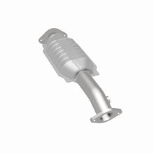 Load image into Gallery viewer, MagnaFlow Direct Fit Catalytic Converter 00-01 MPV 2.5L rr OEM
