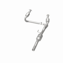 Load image into Gallery viewer, MagnaFlow Direct Fit Catalytic Converter 02-03 Dodge Durango