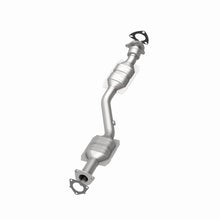 Load image into Gallery viewer, MagnaFlow Direct Fit Catalytic Converter 07-10 Saturn VUE 2.4L