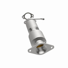 Load image into Gallery viewer, MagnaFlow Direct Fit Catalytic Converter 13-15 Hyundai Veloster 1.6L Underbody
