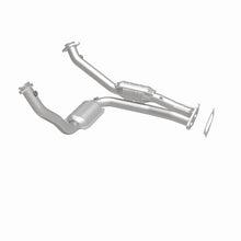 Load image into Gallery viewer, MagnaFlow Direct Fit Catalytic Converter 04 Ranger/Bser 3.0 Front 50S