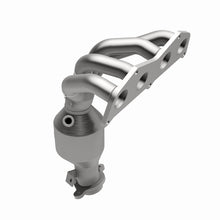 Load image into Gallery viewer, MagnaFlow Direct Fit Catalytic Converter 2009-2010 Pontiac Vibe 2.4L