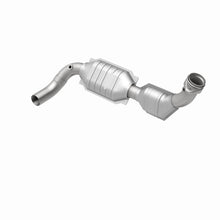 Load image into Gallery viewer, MagnaFlow Direct Fit Catalytic Converter 01-04 Ford F-150 Pickup 5.4L 4WD 4R100 Trans D/S (49 State)