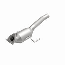 Load image into Gallery viewer, MagnaFlow Direct Fit Catalytic Converter 04-07 VW Touareg 4.2L Passenger Side
