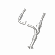 Load image into Gallery viewer, MagnaFlow Direct Fit Catalytic Converter 11-13 Chev Silverado 2500 HD/3500 HD 6.0L