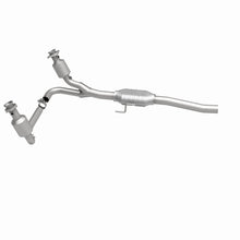 Load image into Gallery viewer, MagnaFlow Direct Fit Catalytic Converter 00-03 Dodge Dakota 2WD 4.7L