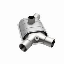 Load image into Gallery viewer, MagnaFlow Universal Catalytic Converter 2 Subaru
