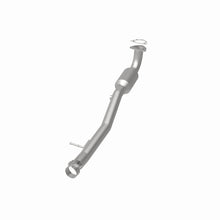Load image into Gallery viewer, MagnaFlow Direct Fit Catalytic Converter 07-09 Range Rover v8 4.2/4.4L OEM Underbody