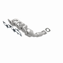 Load image into Gallery viewer, MagnaFlow Direct Fit Catalytic Converter 05-06 Ford Focus 2.0L
