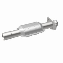 Load image into Gallery viewer, MagnaFlow Direct Fit Catalytic Converter 92-94 GM S10 Blazer Bravada