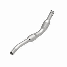 Load image into Gallery viewer, MagnaFlow Direct Fit Catalytic Converter 05-08 LR3/RR Sport Driver Side
