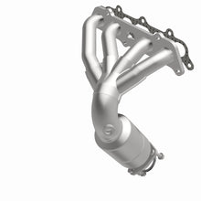 Load image into Gallery viewer, MagnaFlow Direct Fit Catalytic Converter 97-01 Camry 2.2 manif OEM